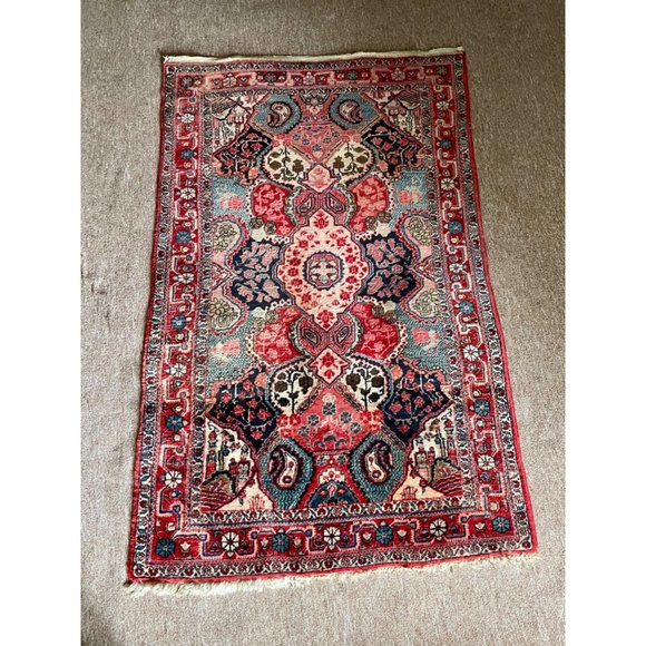 Vintage Persian Sarouk Carpet 40”X64” - Picture 2 of 7